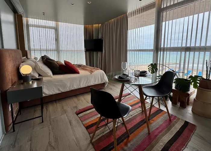 Suite 101 Residencias Roque Suarez
